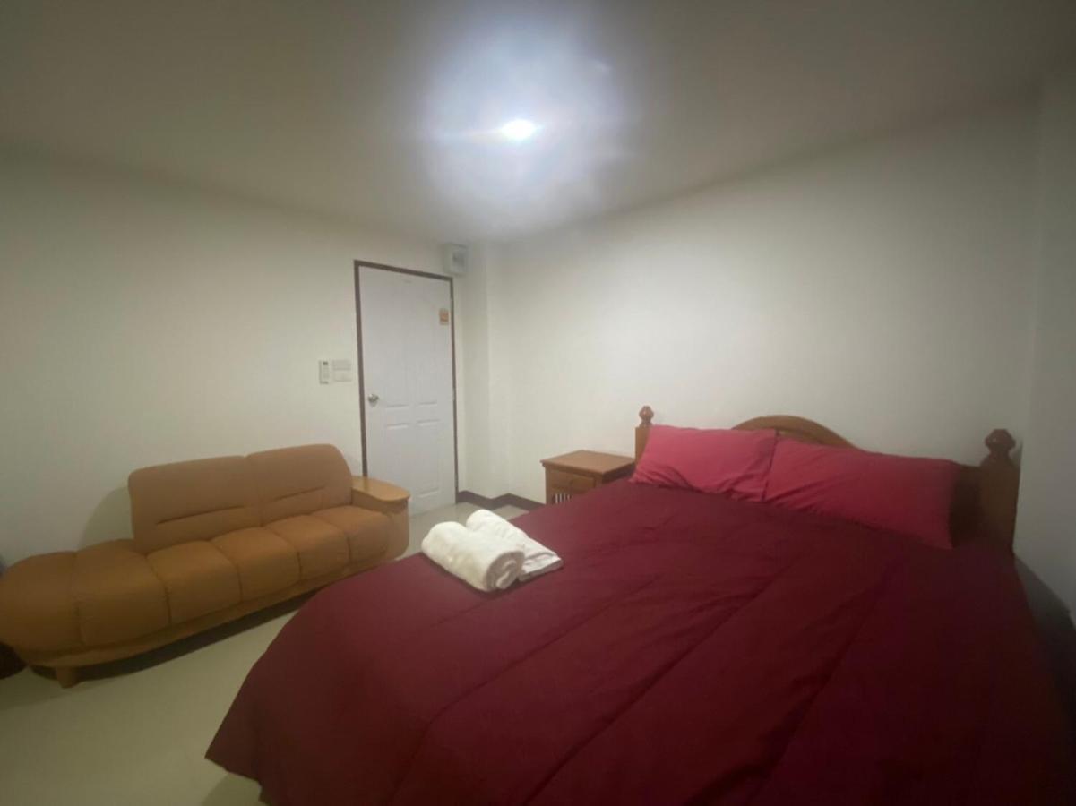 Oyo 1135 Triple A Residence Chiang Mai Dış mekan fotoğraf