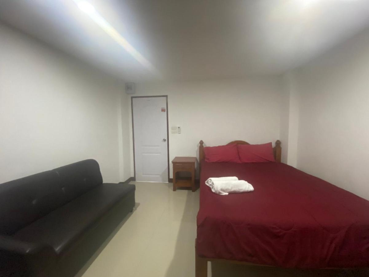Oyo 1135 Triple A Residence Chiang Mai Dış mekan fotoğraf