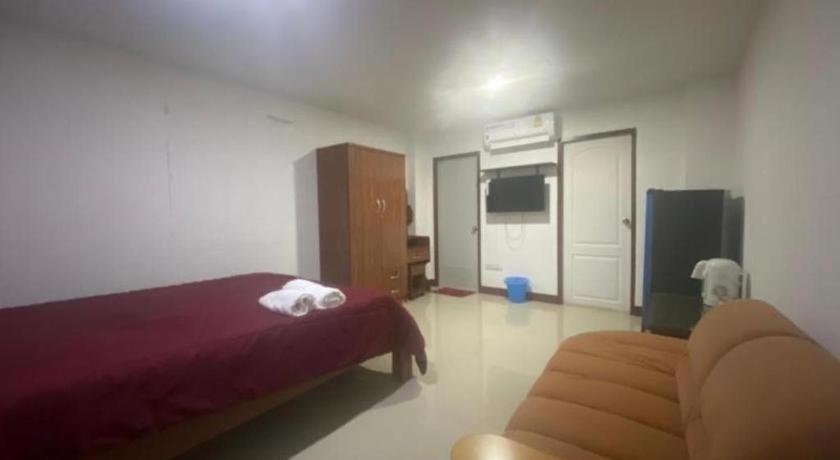 Oyo 1135 Triple A Residence Chiang Mai Dış mekan fotoğraf
